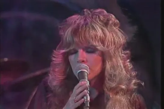 Fleetwood Mac - 1976 - Rhiannon - Live at the Burbank Studios