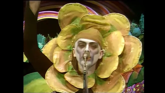 Genesis - 1974 - Live on French TV