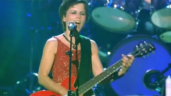 The Cranberries - 1999 - Zombie - Live in Paris