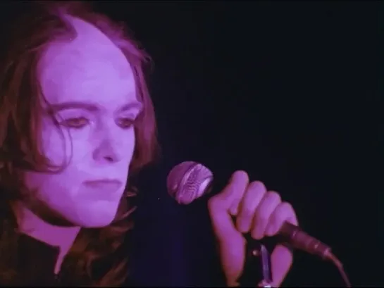 Genesis - 1973 - Dancing with the Moonlit Knight - Live at Shepperton Studios