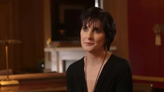 Enya - Interview (A. Orzech, Świat się kręci, TVP, Nov 2015) Poland