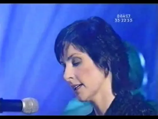 Enya - Only Time (Children in Need Fundraiser, 17.11.2000) UK