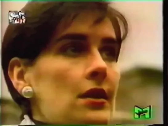 Enya - Marble Halls (Music From The Bridge, London Weekend Television, 1992)