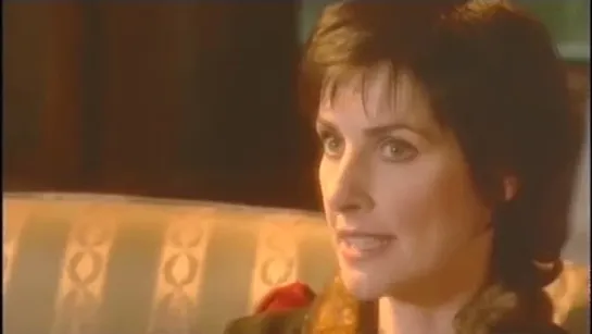 Enya׃ A Life In Music (Interview with Enya, Nicky & Roma. ADWR EPK) 2000