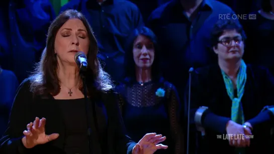 Moya Brennan & RTÉ Philharmonic Choir - Down by the Sally Gardens (The Late Late Show, 27.09.2019)