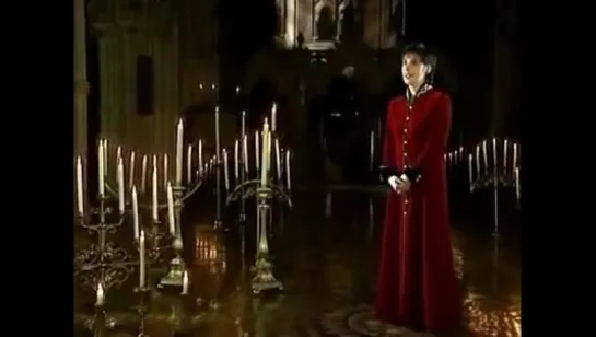 Enya - Oíche Chiúin (Silent Night) ~ (Christmas Day In The Morning, 25.12.1996) UK