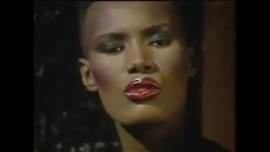 Grace Jones - I´ve seen that Face before (1981)