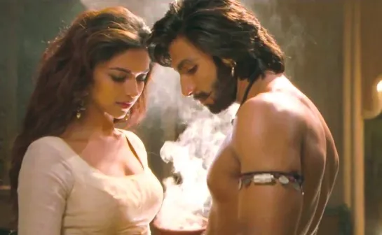 Ang Laga De _ Goliyon Ki Rasleela Ram-leela - Ranveer Singh, Deepika Padukone songs