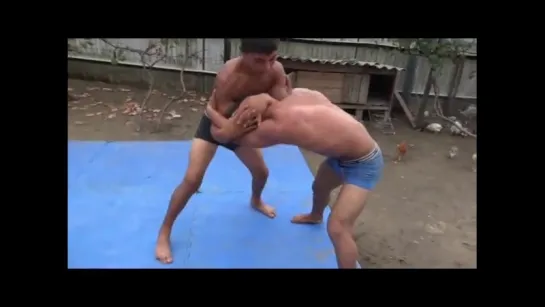 romanian boys wrestle for fun - part 15 - Классная Борьба Румынских Парней 15