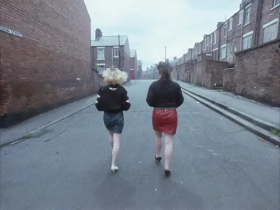 Road [Alan Clarke, 1987] engl. subs