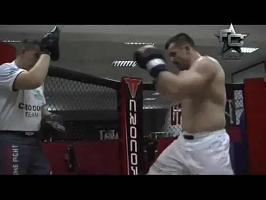 Мирко "Cro Cop" Филиппович спаррингует с Пэтом Берри