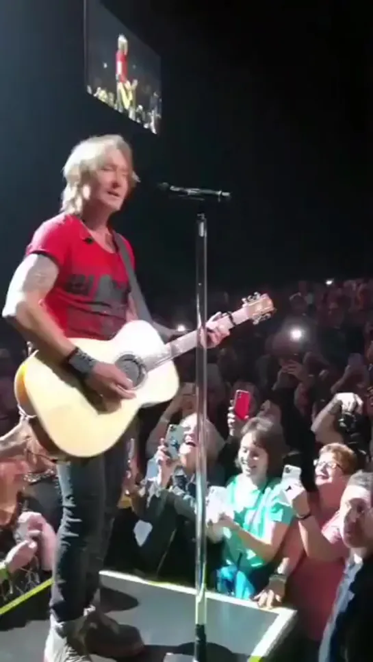 Keith Urban covers Rare by Selena Gomez