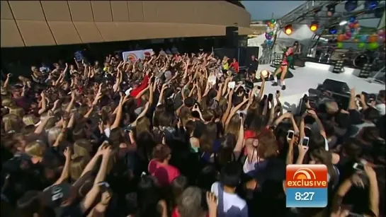 Miley Cyrus - We Can't Stop (Live Sunrise 13.10.2014)