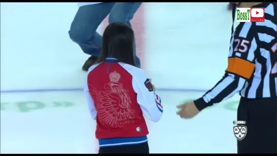 Alina ZAGITOVA opens a hockey match (Ak Bars - Neftekhimik, Rus KHL 2018)