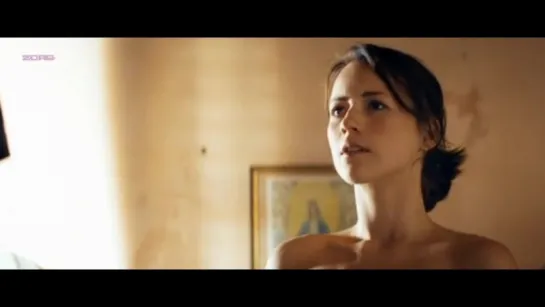 Karine Vanasse Nude - Angle Mort (2011) Watch Online