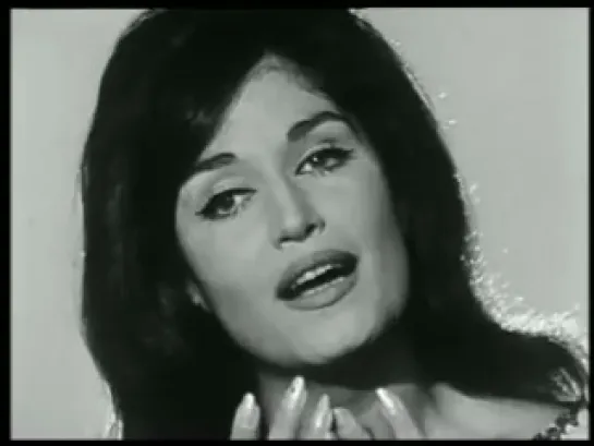 Dalida  (Edith Piaf)