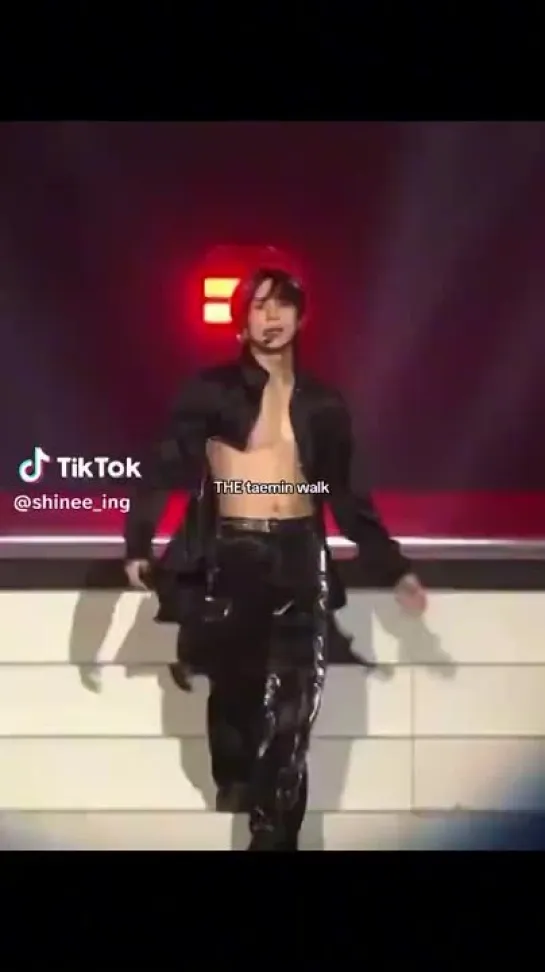 Это видео Тэмина в Tik|Tok набрало 1,5 миллиона ▶️ и 350 000 👍🏻,   Taemin 💪🏻