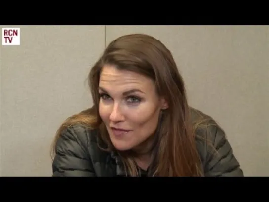 LITA Interview - Meeting WWE Fans(25.05.2013)