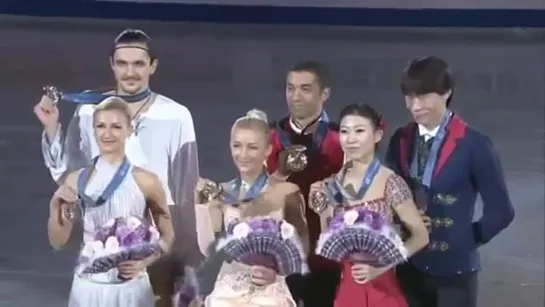 Grand Prix Final 2013, pairs victory ceremony