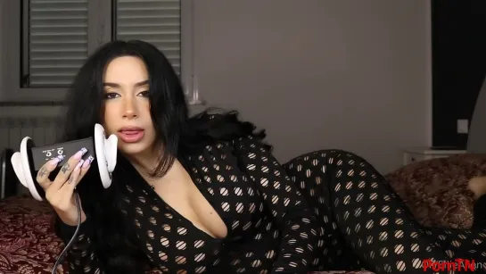 Ellie Alien - Boobs See Through