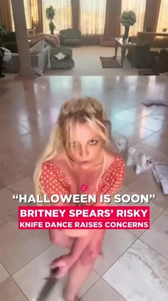 Britney Spears Dancing With Knives