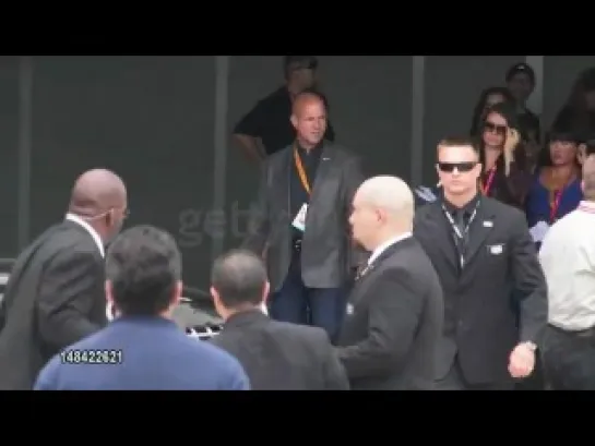 Taylor Lautner Departs The Breaking Dawn 2 Panel at Comic Con