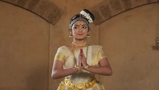 Sandra Pisharody Mohiniyattam- cholkettu