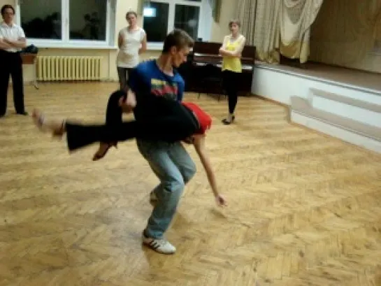 На занятиях Show Dance 28.11.11