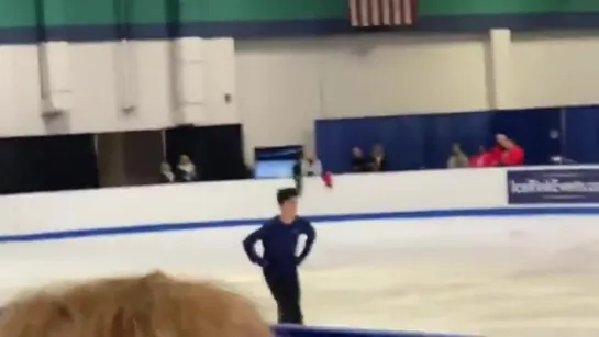 200123 Nathan Chen @ Practice Rink 죽어라 표찾고 5분 전에 뛰어들어갔더니 표검사 안하는 이벤트 장소 ㅜㅜㅜㅜ 5분은 더 볼 수 있었는데 ㅜㅜㅜㅜ