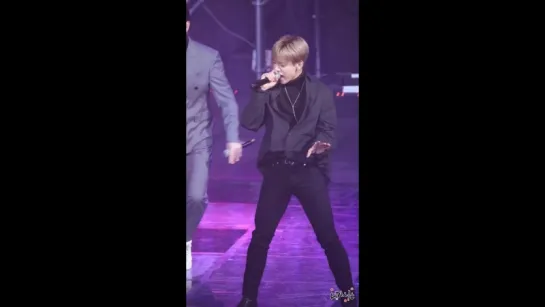 [FANCAM] [29.11.17] MBN HERO Concert: B.A.P — WAKE ME UP (Daehyun focus)