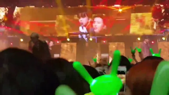 [FANCAM] [28.10.17] PARTY BABY: CLIMAX