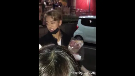 [FANCAM] [06.10.17] Дэхён после мюзикла "Наполеон"