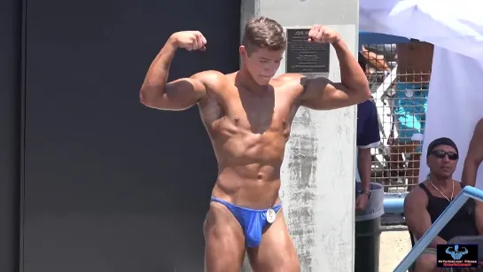 Teen Bodybuilder John Posing Routine 2014