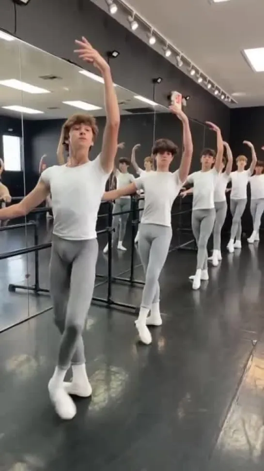 World Ballet Day 2022 Stars Dance Studio LIVE boys part