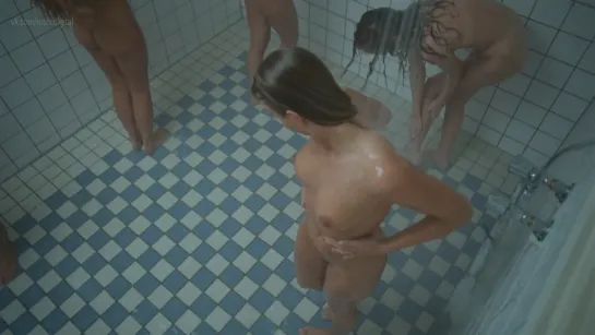 Tatjana Simic, etc Nude - Flodder 3 (1995) HD 1080p Watch Online