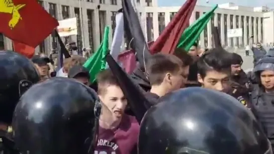 Захват заложников на согласованном митинге в Москве 13.05.18