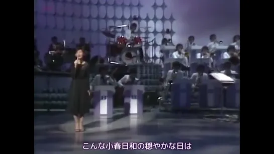 Momoe Yamaguchi + Seiko Matsuda + Akina Nakamori (山口百恵 + 松田聖子 + 中森明菜)  秋桜  コスモス autumn cherry blossoms cosmos.