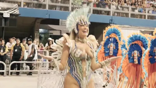 Carnaval 2016 Ellen Rocche rouba a cena, e arranca suspiros no desfile da Rosas de Ouro | Brazilian Girls vk.com/braziliangirls