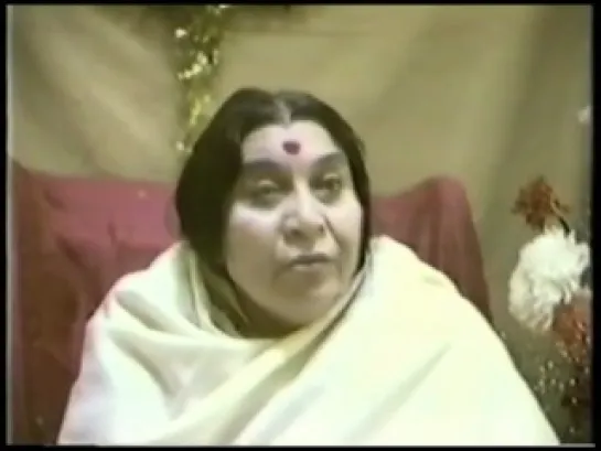 Shri Mataji Nirmala Devi on the powers of Gruha Lakshmi, Diwali Puja, 01.11.1981, London, UK