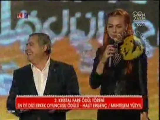 Meryem Uzerli 2. KRİSTAL FARE ÖDÜLLERİ video (2)