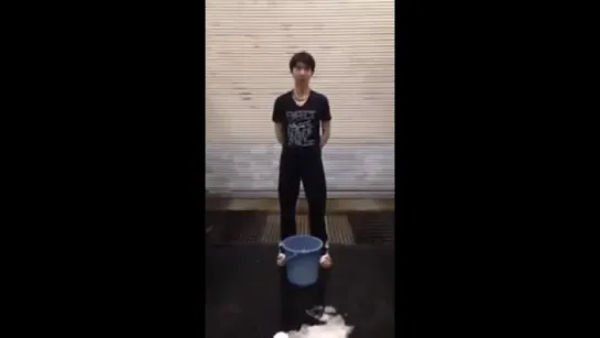 Yuzuru Hanyu sans Ice Bucket Challenge