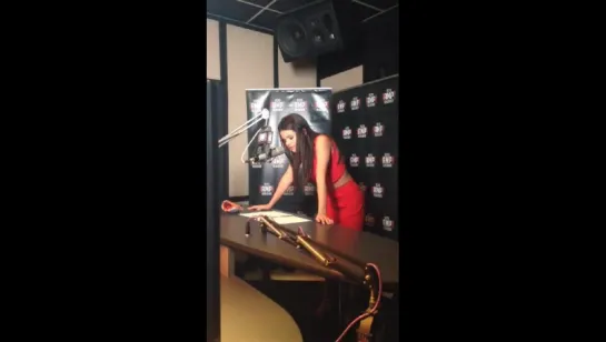 September 10: Video of Selena at 97.1 AMP Radio in Los Angles, California [4]