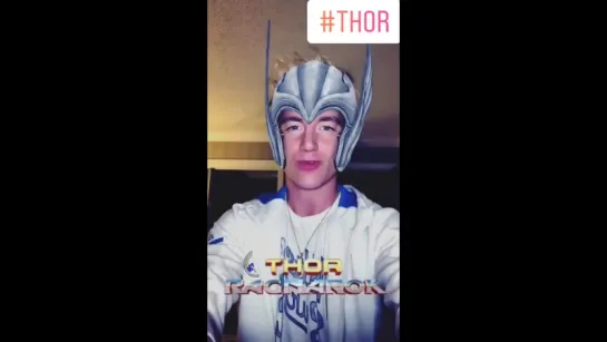 Алексей Воробьев в Канаде: О фильме Thor: Ragnarok Instagram Stories Ванкувер 02.11.2017