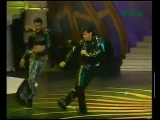 Hrithik Roshan IIFA 2001 Performance