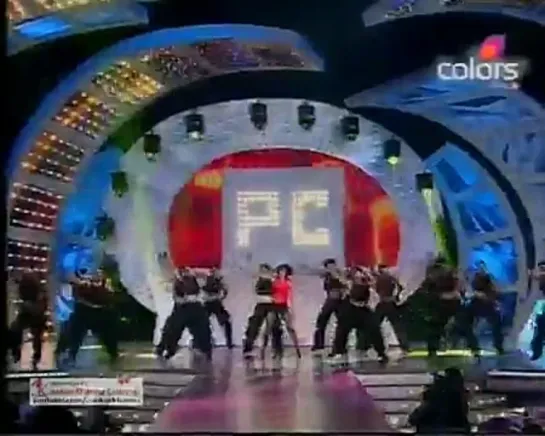 PRIYANKA CHOPRA Performance In IPL Awards 2010