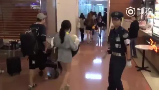 [FANCAM] 160910 T-ara @ Haneda airport 3