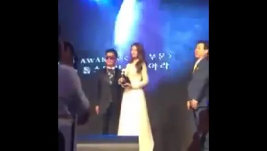 [FANCAM] 160630 Jiyeon @ Luxury Brand Model Awards 2016