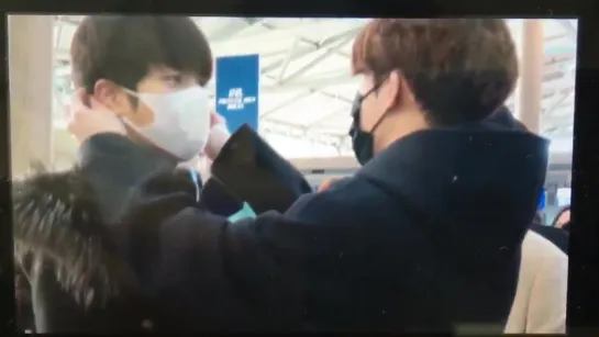 170217 | Sungyeol & Sunggyu - Incheon Airport