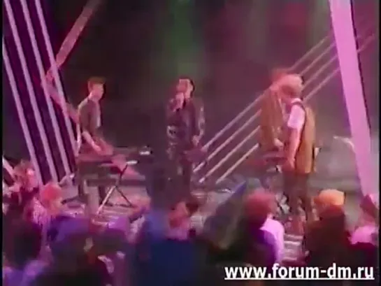 Depeche Mode The Meaning Of Love Top Of The Pops BBC (UK) 6 May 1982 - www.depmode.com