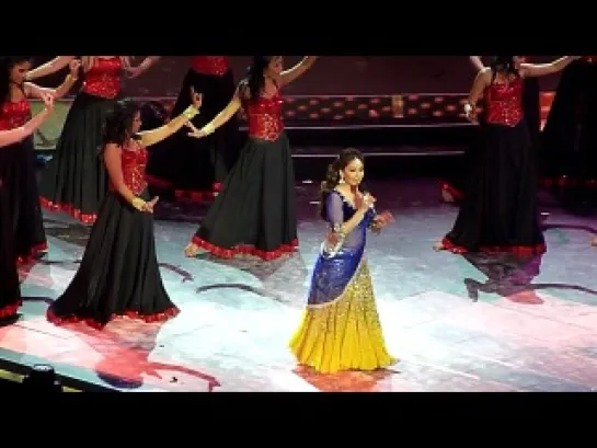 Madhuri Dixit's Performance at IIFA Awards 2013 - часть 1 !!